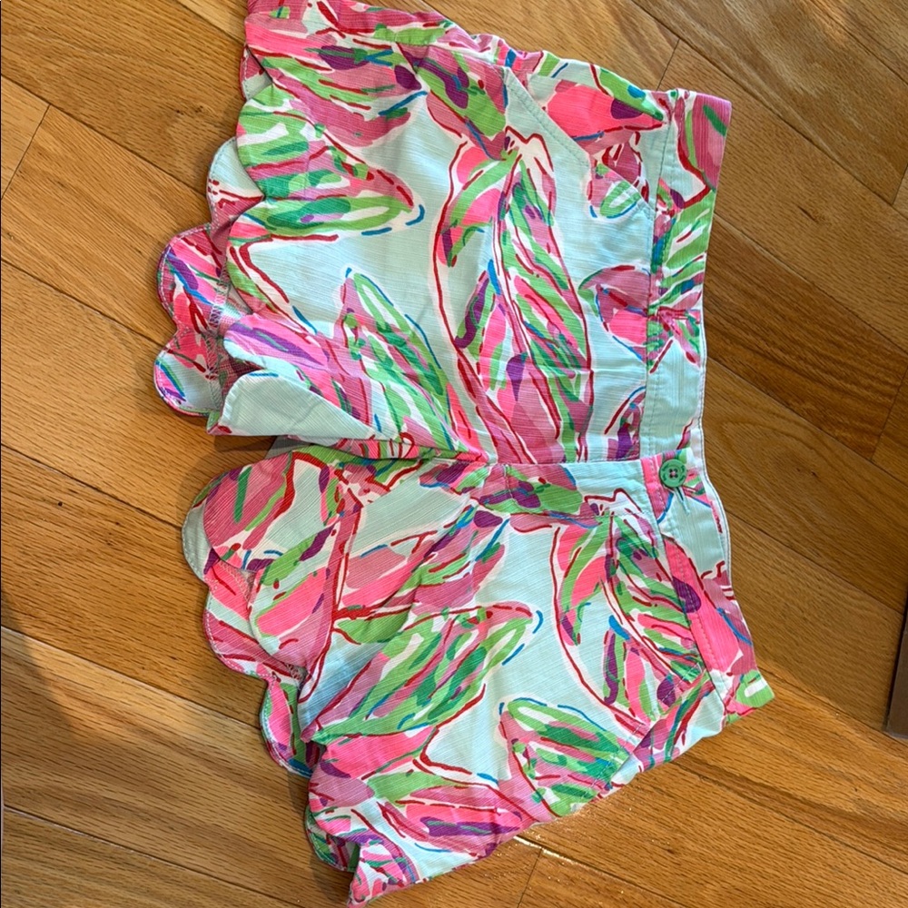 Lilly Pulitzer Pink and Green Leaf Print Shorts